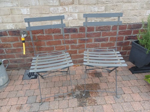 2 ijzeren terras/bistrostoelen