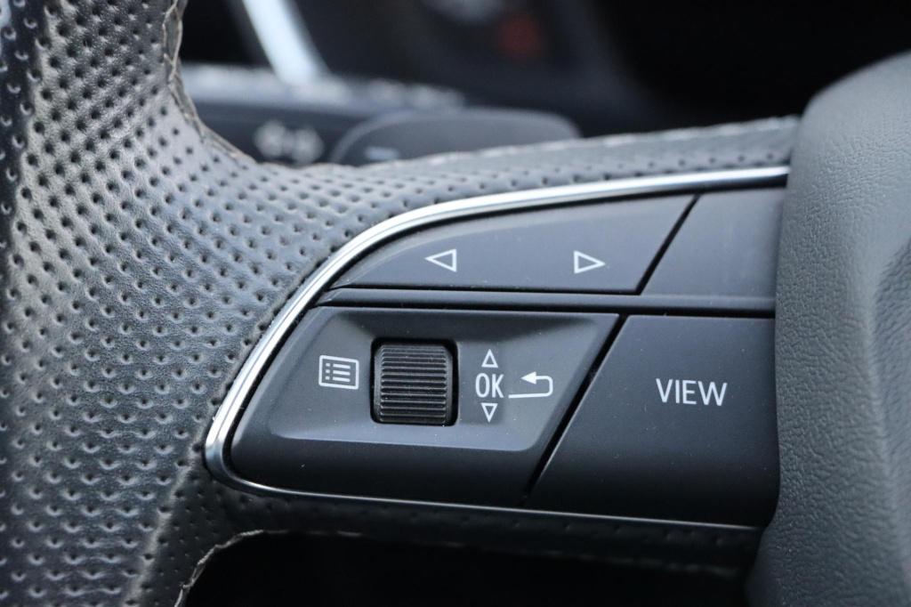 Audi Q3 sportback 45 tfsi e s edition 245pk s-tronic | soh 97,8% |