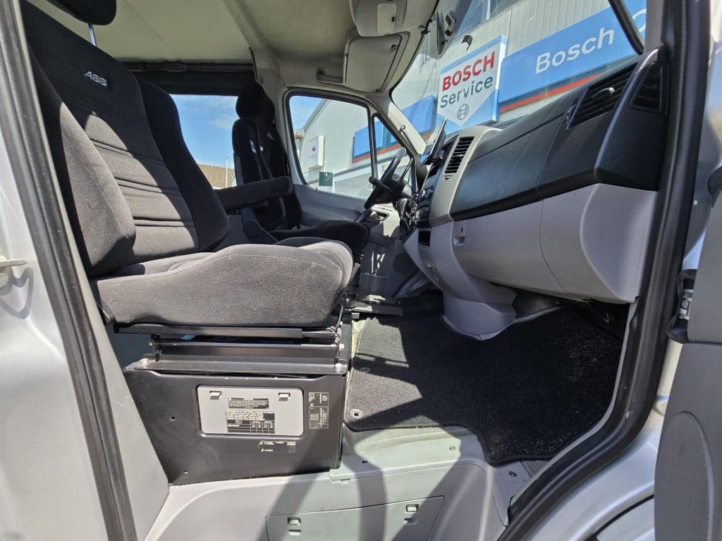 Mercedes-Benz Sprinter 210 2.2 cdi 325 hd, rolstoelbus, automaat