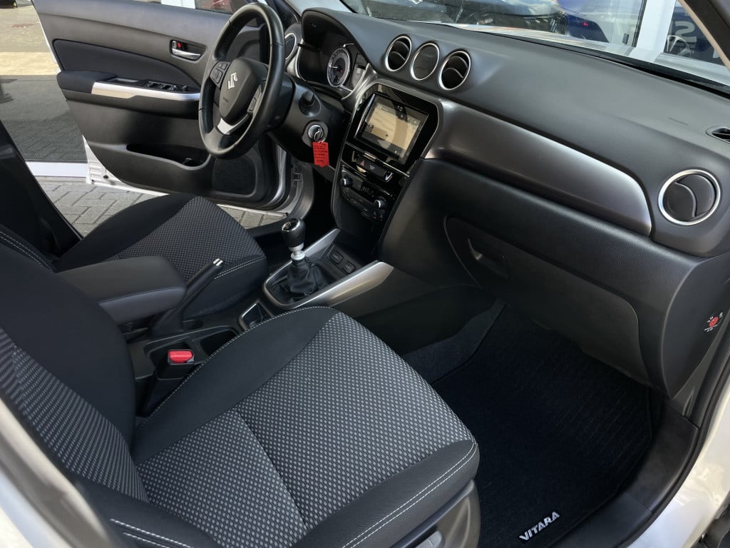 Suzuki Vitara 1.4 boosterjet select smart hybrid/trekhaak