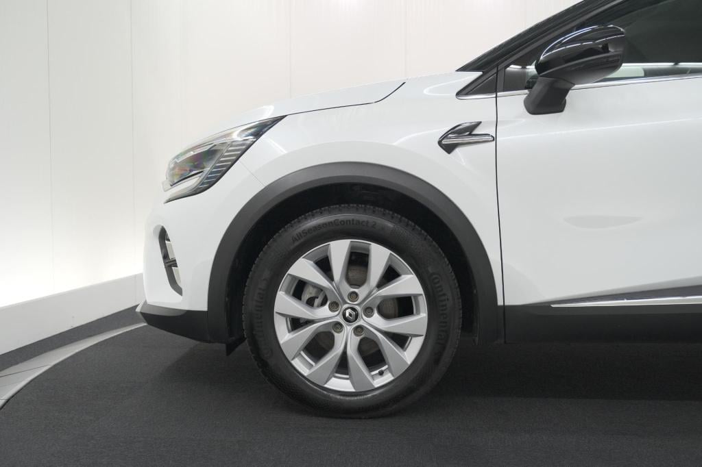 Renault Captur 1.6 e-tech hybrid 145 intens | trekhaak | camera | stoelverw