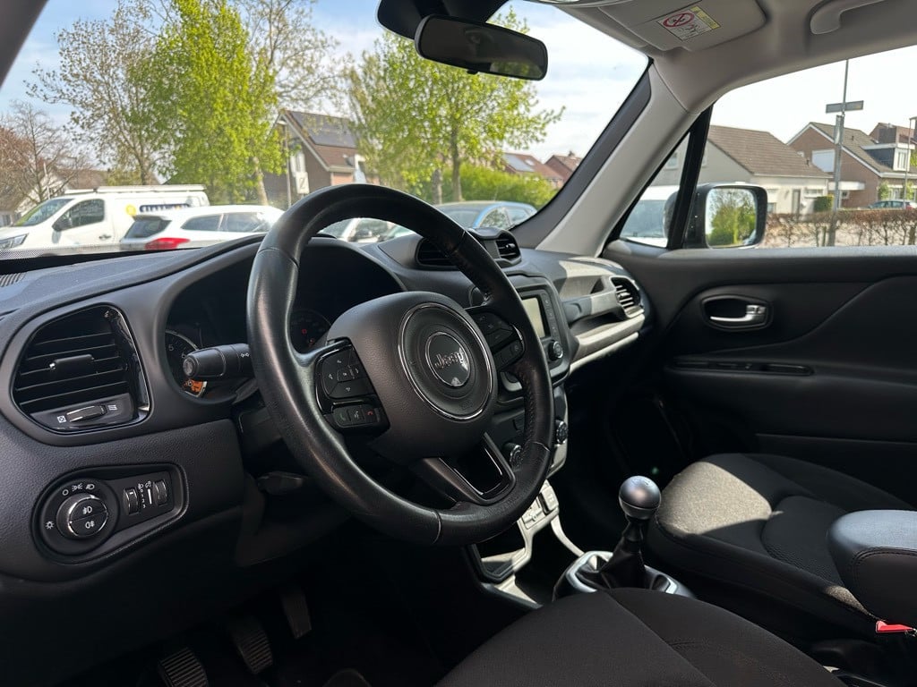 Jeep Renegade 1.6 e-torq longitude // black edition // 52.000km! //