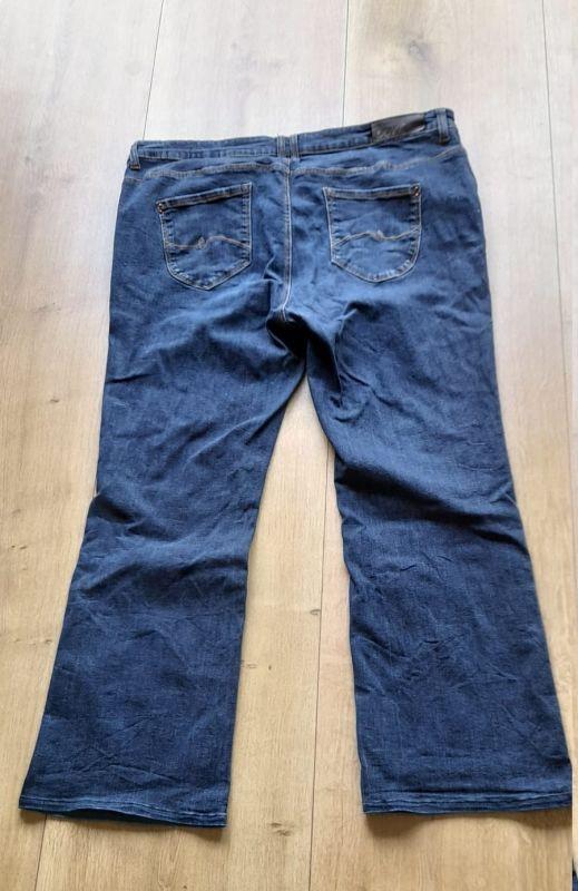 👖 4 mooie spijkerbroeken – maat 50 – regular fit – MS Mode