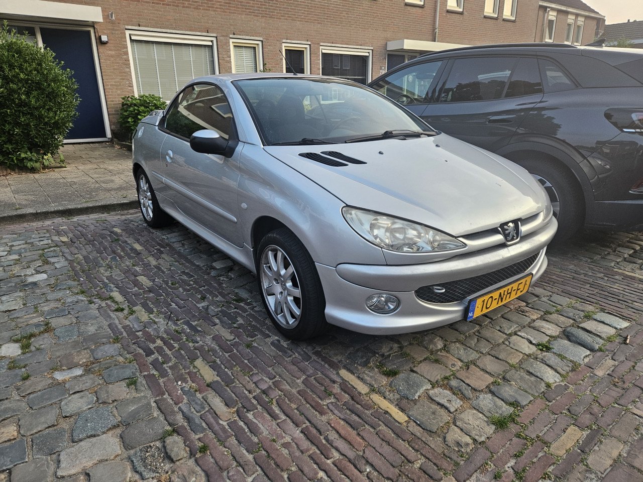 Peugeot 206 cabrio met slechts 125000 km