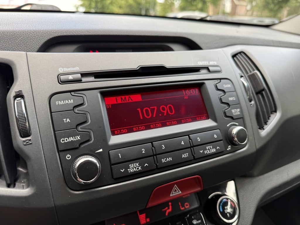 Kia Sportage 1.6 gdi x-ecutive +
