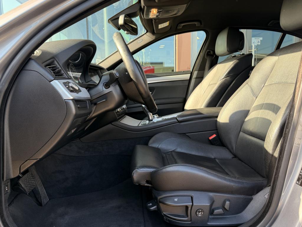 BMW 5 Serie 528i m pakket | head-up | cruise | stoelverwarming | navi | led