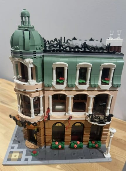 Lego Icons: Boetiekhotel 10297