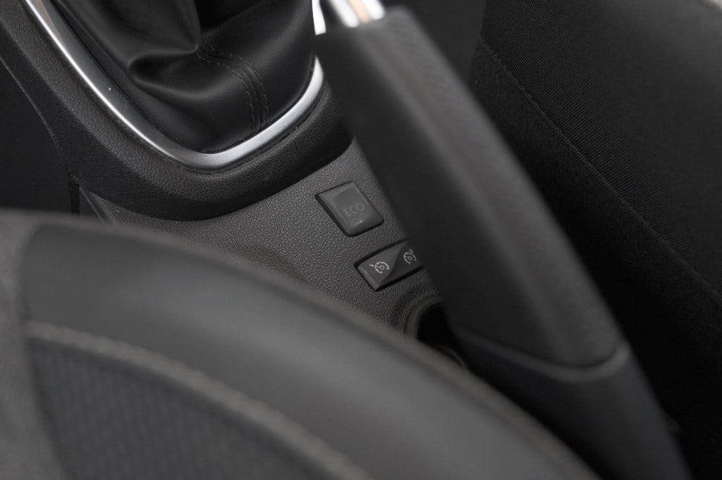 Renault Captur tce 90 intens | camera | navigatie | parkeersensoren | clima