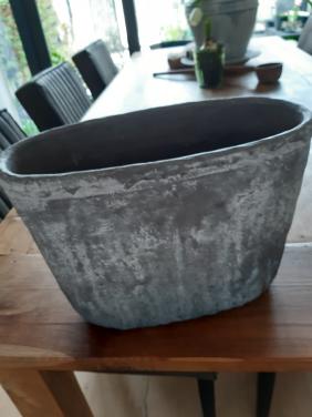 Bloempot in prima staat geen koeriersdiensten