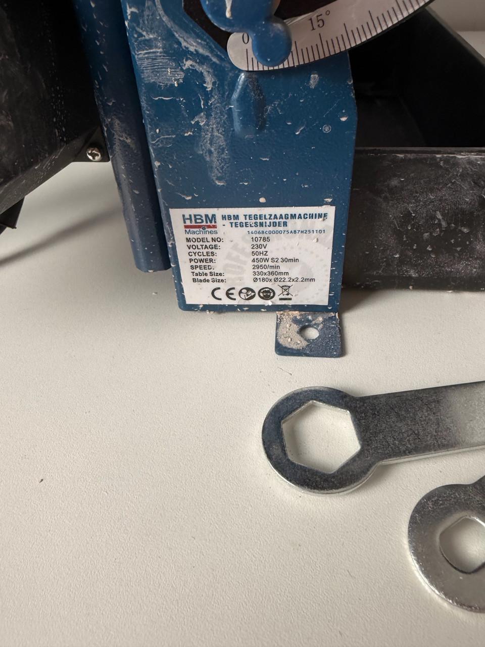 HBM Tegelzaagmachine