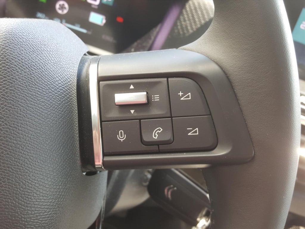 Citroen Ë-c4 feel pack 50kwh 136pk 3-fase navigatie | trekhaak | apple carp