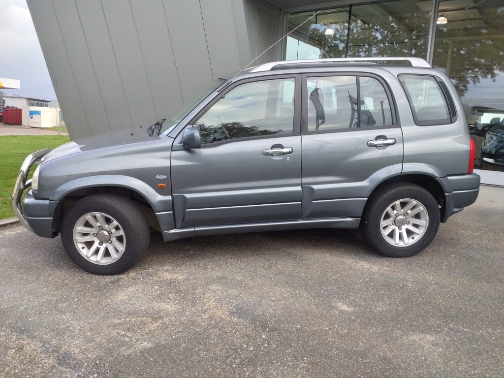 Suzuki Grand Vitara 2.0i wagon
