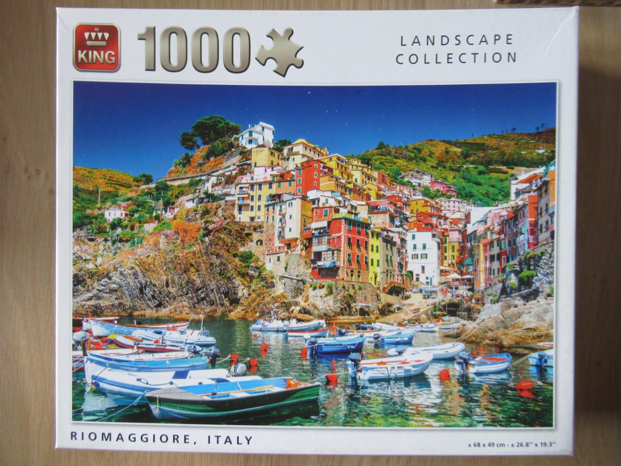 2 mooie volledige King puzzels van 1000 stukjes, zo goed als nieuw.