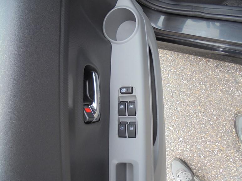 Daihatsu Sirion 2 1.5-16V Sport/automaat/airco/Elek.pakket/KMST 124.337+NAP