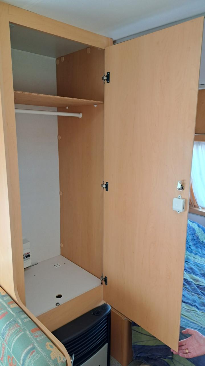 Caravan Delta Liner 3900 TZ 2001