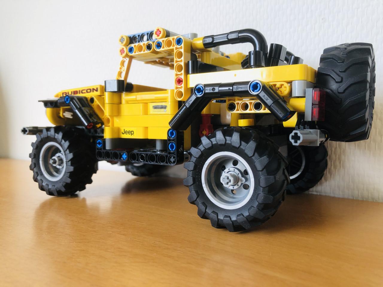 Lego Jeep Wrangler 42122