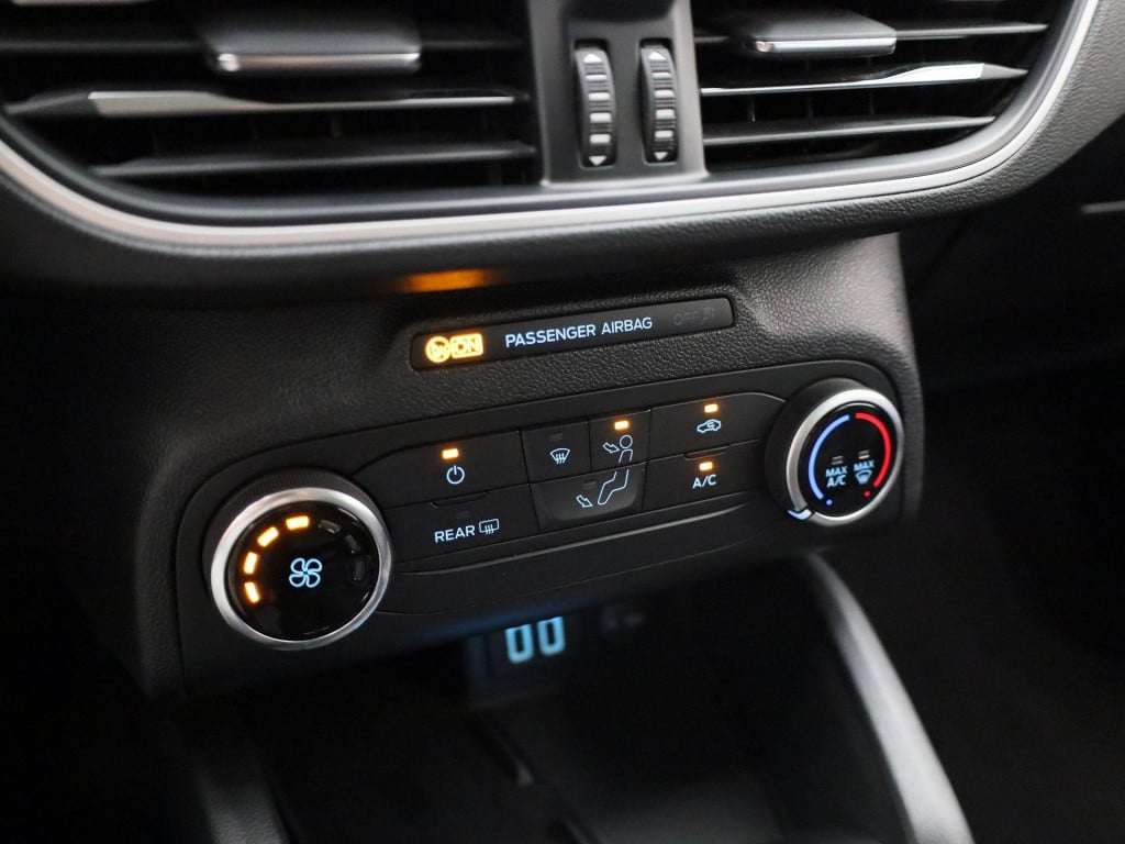 Ford Focus wagon 1.0 ecoboost hybrid trend edition business | navigatie | a