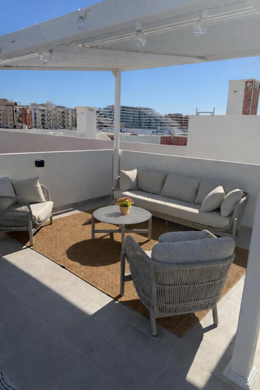 TE HUUR: Penthouse La Buena Vida (Alicante 🇪🇸)