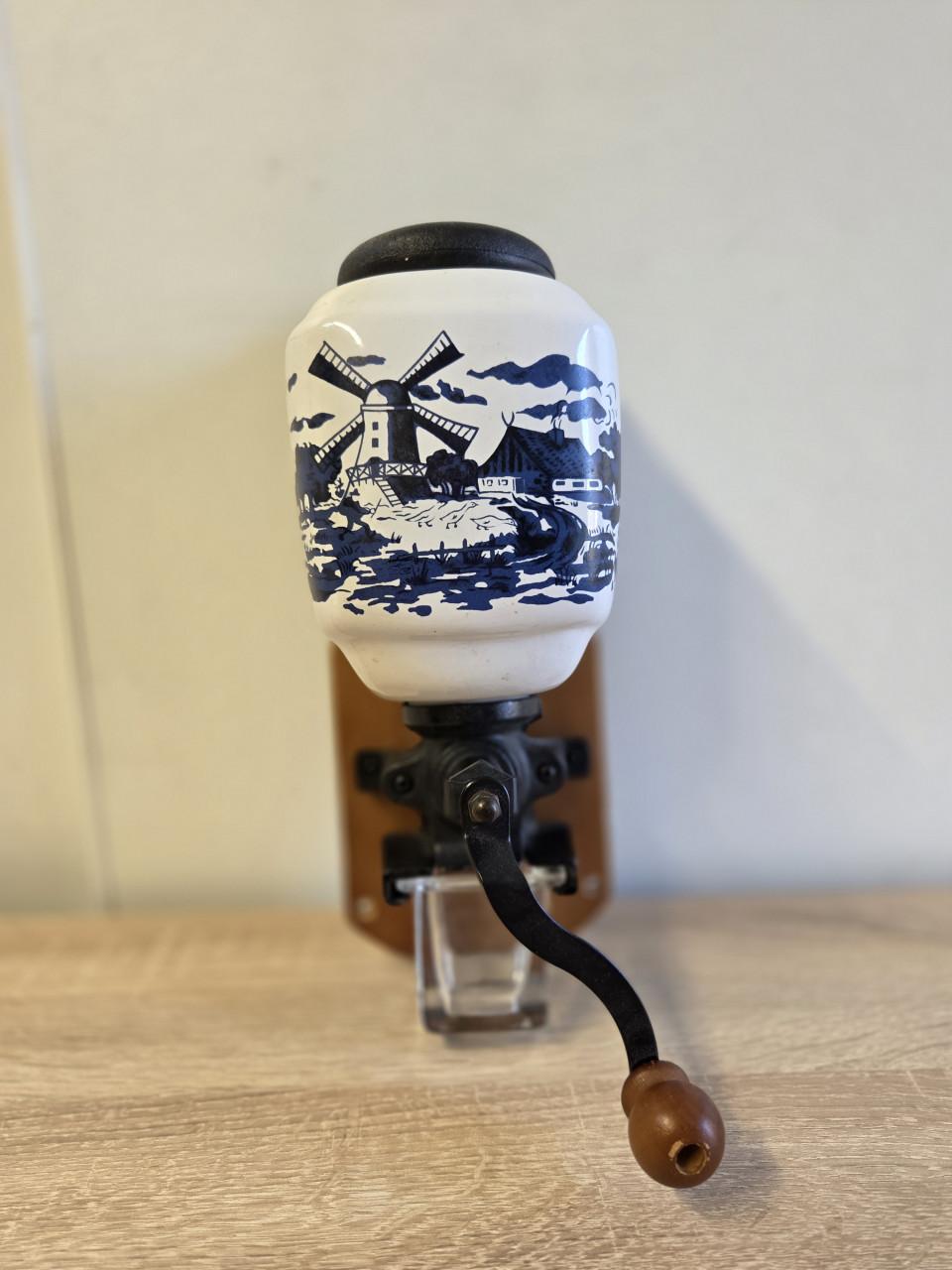 Handmatige koffiemolen