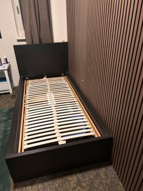 Ikea Malm bed 90x200 met elektrische lattenbodem