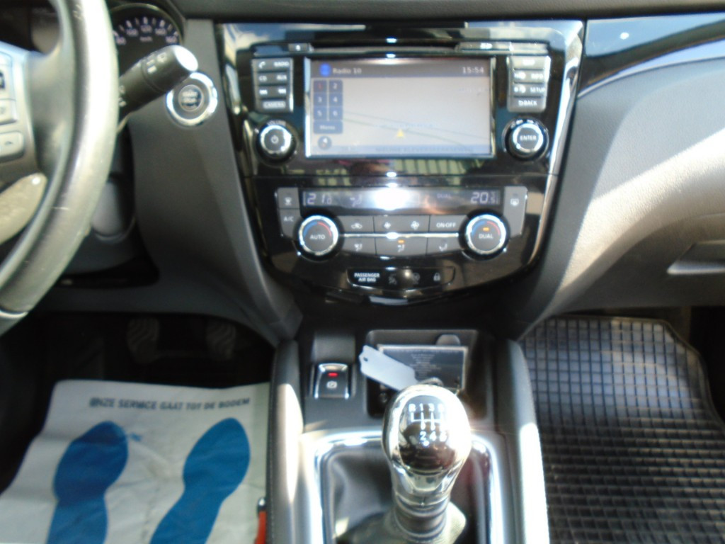 Nissan Qashqai 1.2 n-connecta