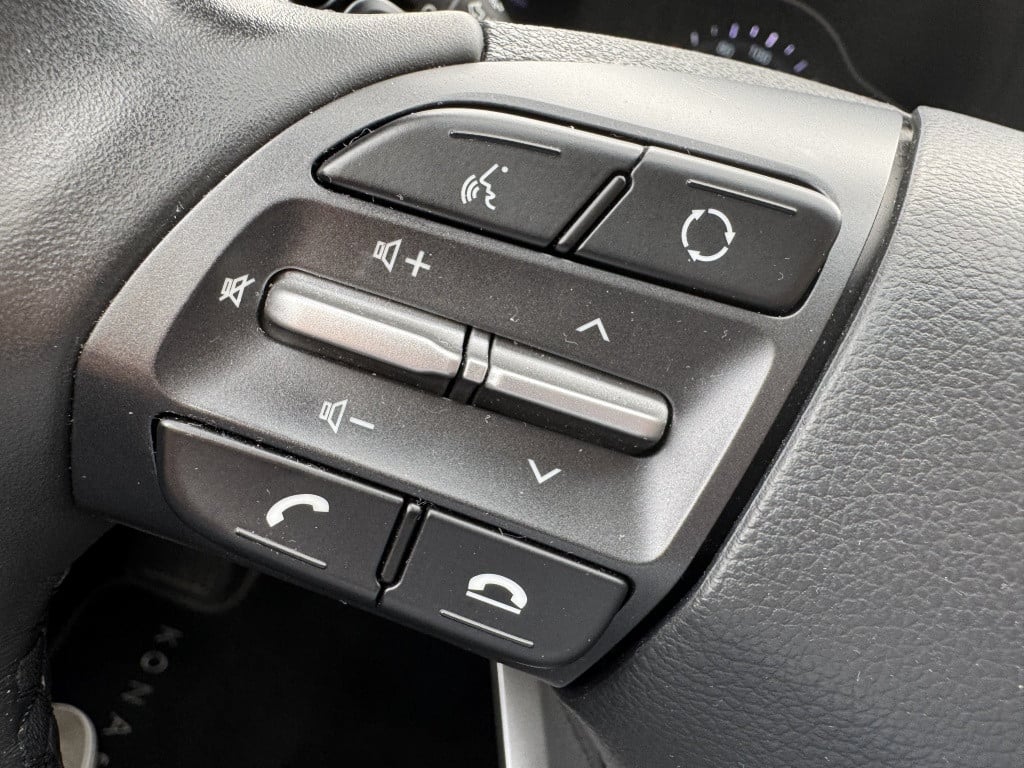 Hyundai Kona ev comf smart 39 kwh | 1e eigenaar | dealer onderhouden! |