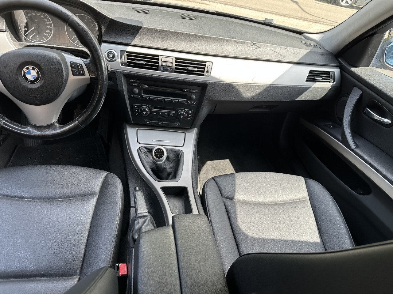 BMW 318i 2.0 Airco, Lederen interieur, trekhaak