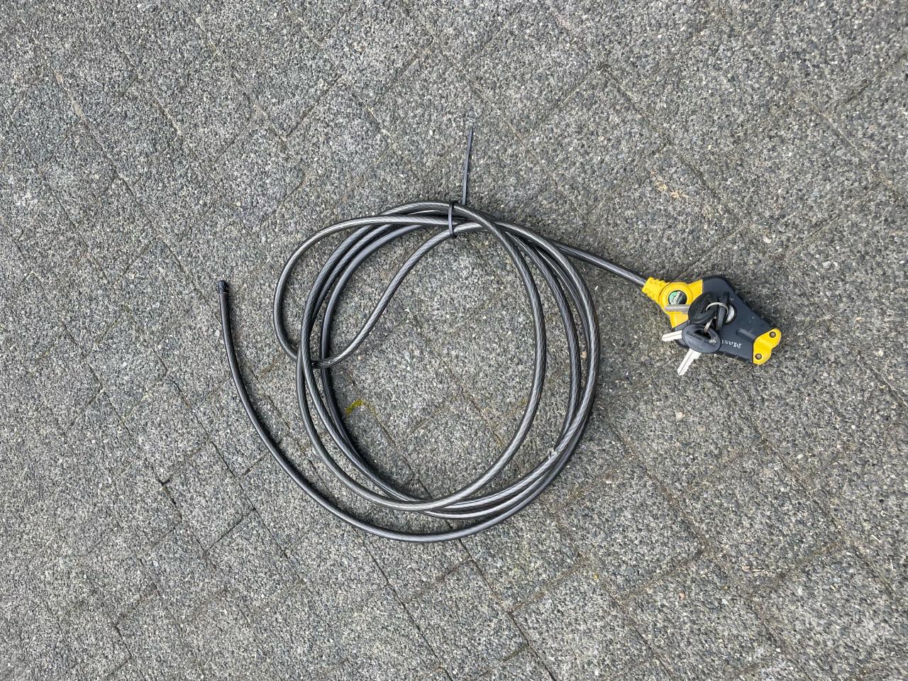 Ketting sloten en lang kabel slot