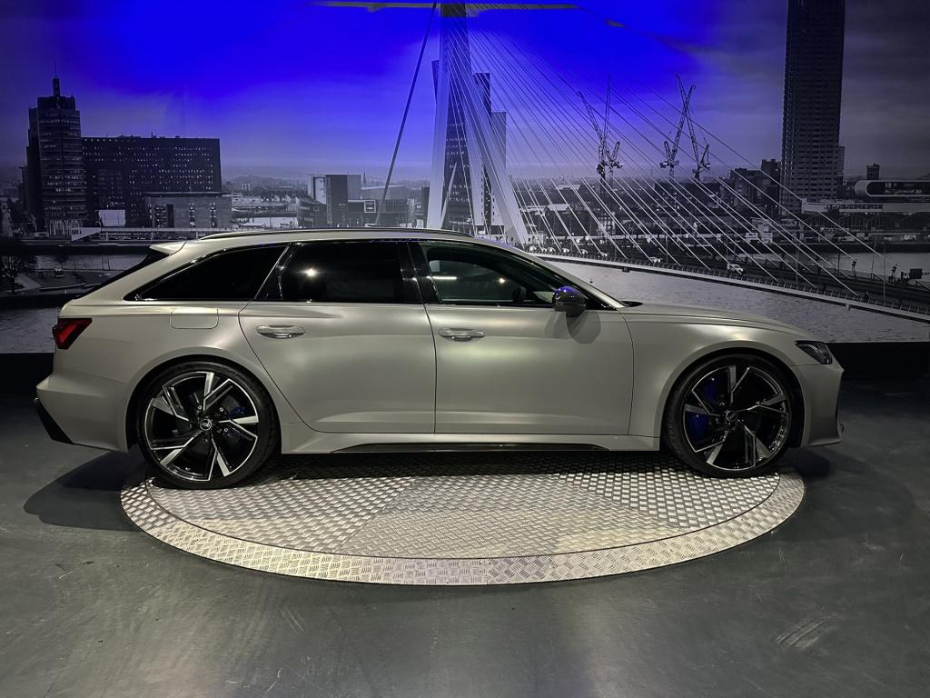 Audi Rs6 avant tfsi quattro *keramisch*hud*b&o*dynamic plus*