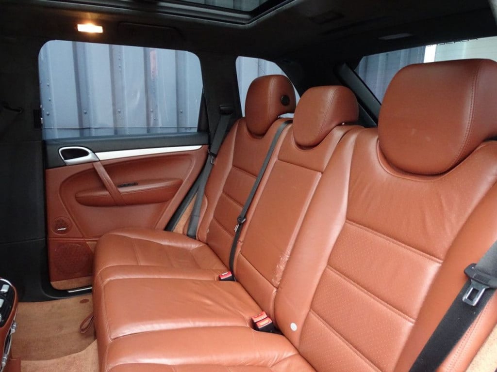 Porsche Cayenne 4.8 turbo 500pk | pano