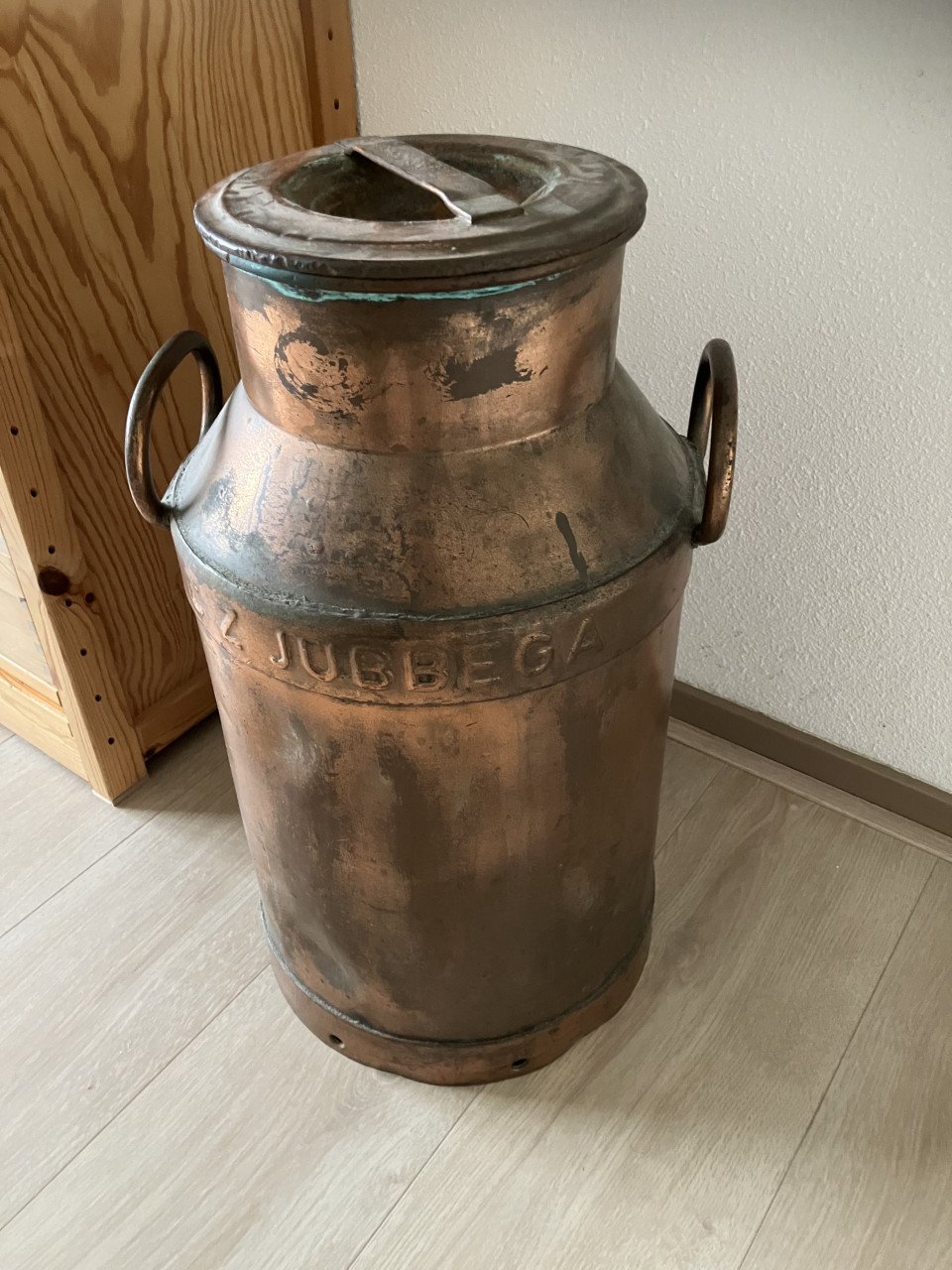 Verkoperde melkbus