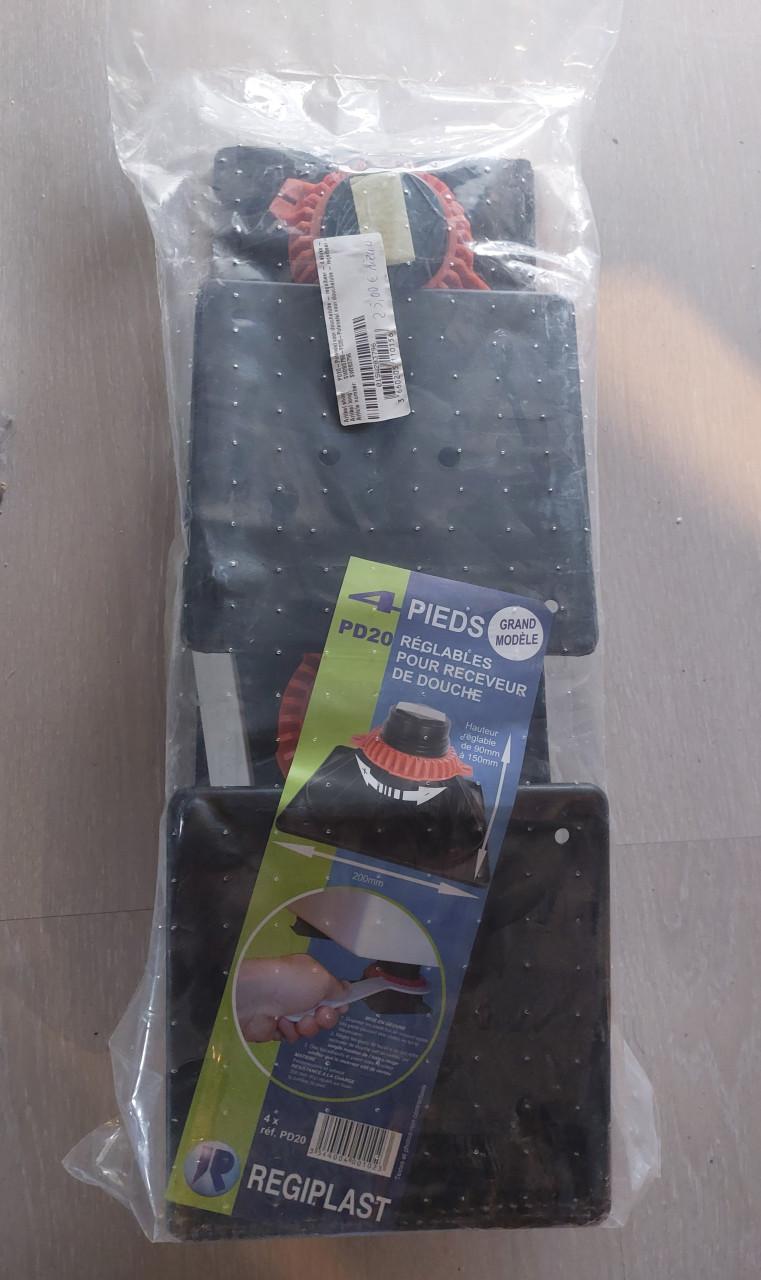 Voeten voor douchebak