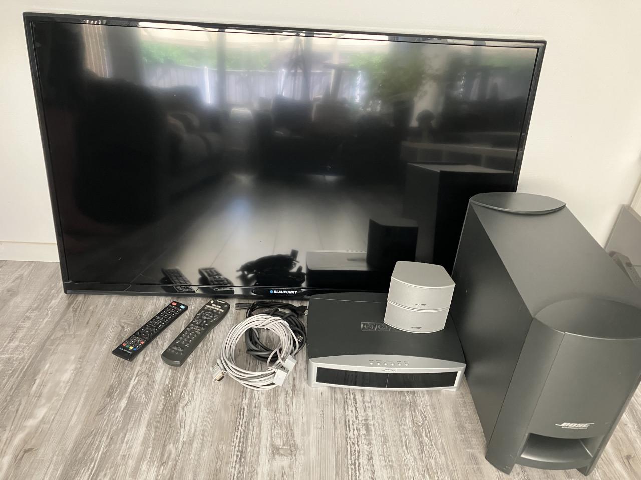 Bose 321 Home Cinema Set met Blaupunkt 50 inch TV