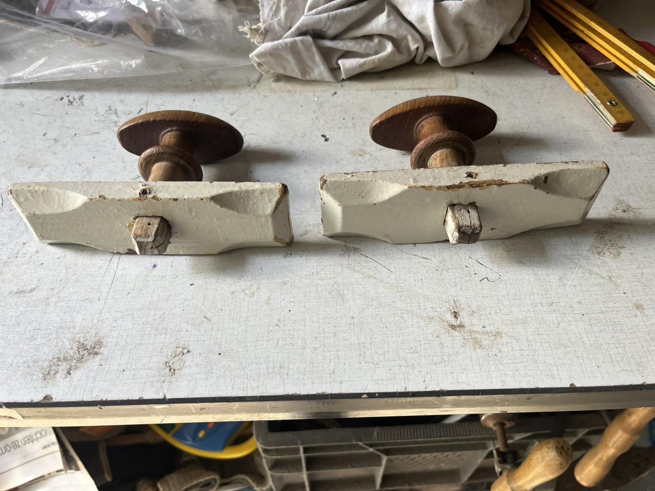 Houten ovale deurkruk