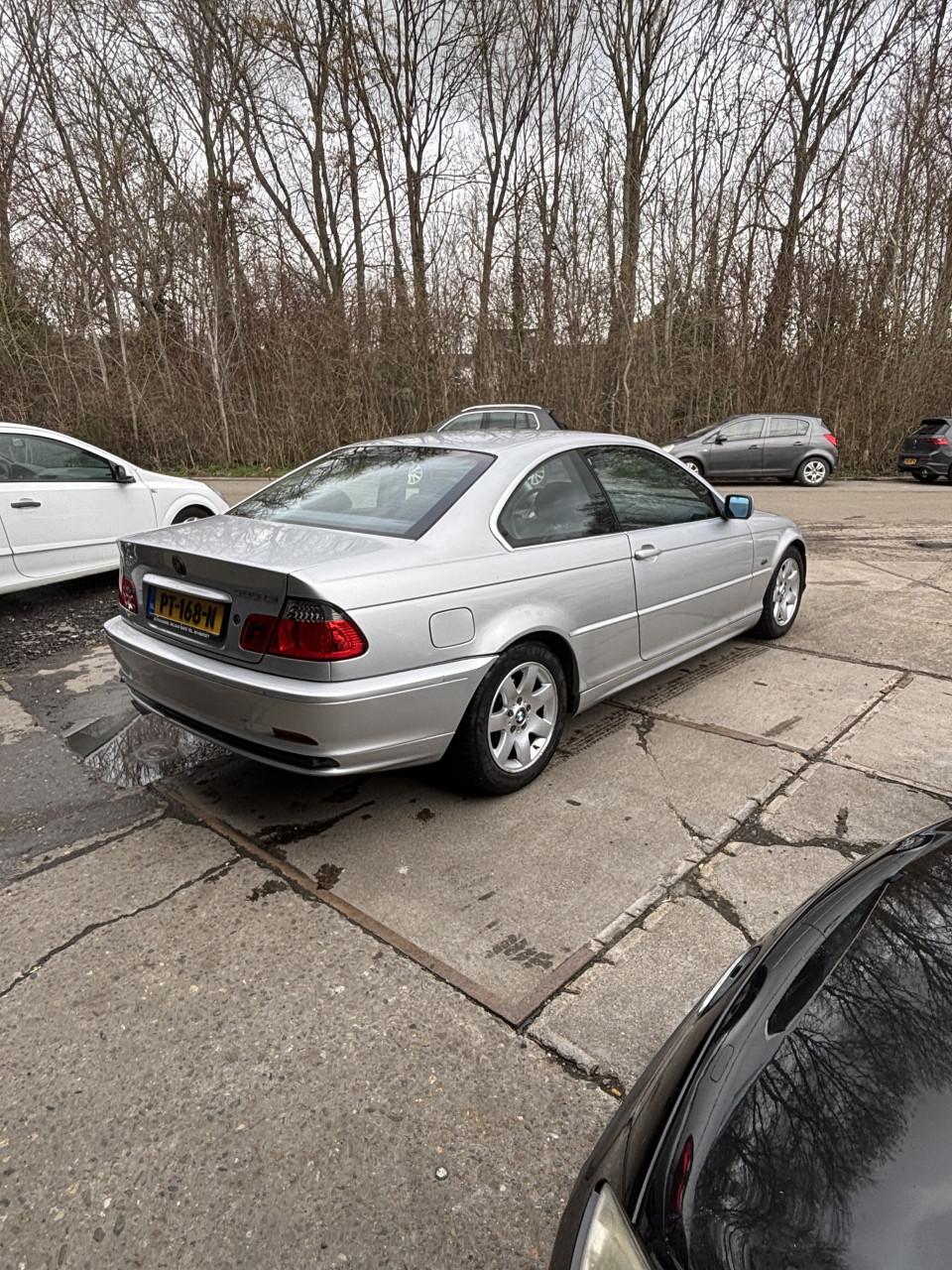 BMW 320 6 cilinder voljaar apk