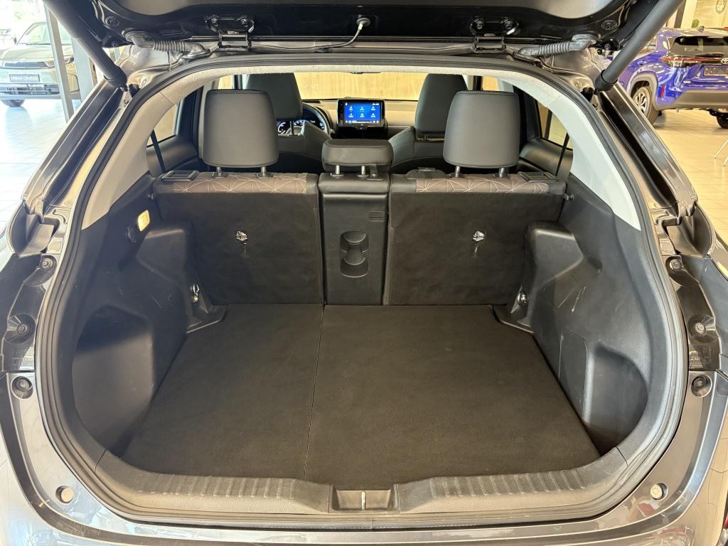Toyota Yaris Cross 1.5 hybrid executive| 360camera| trekhaak| stoel.verw| a
