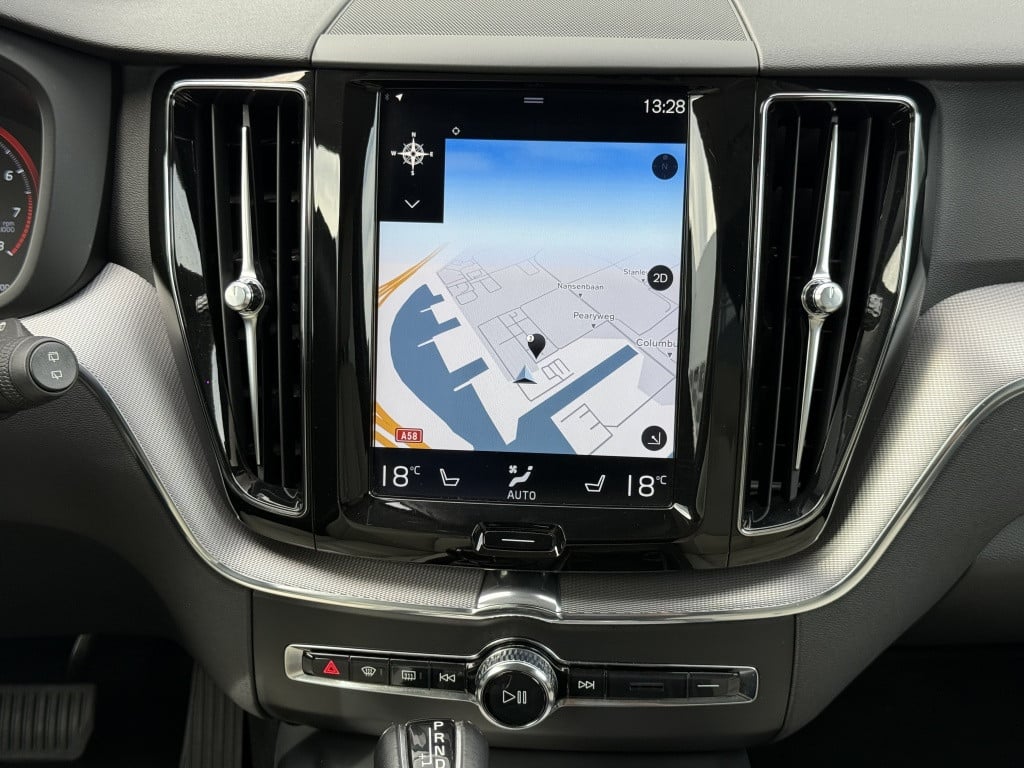 Volvo XC60 t5 255pk awd inscription| leder| stoel.verw| navi| getint glas
