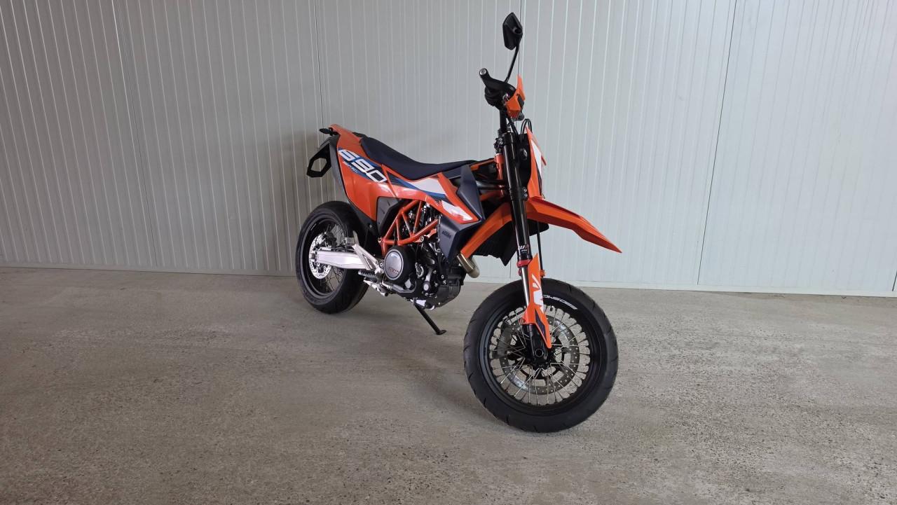 KTM 690 SMC R – NIEUW – €11.950