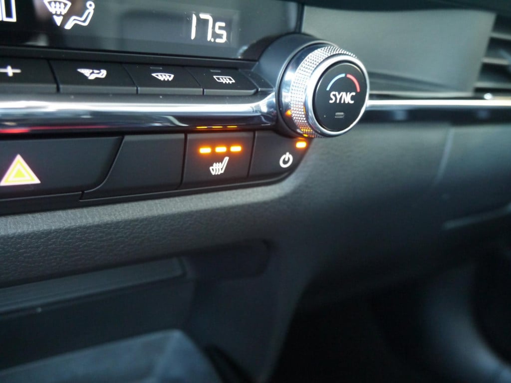 Mazda Cx-30 2.0 e-skyactiv-x m hybrid exclusive-line|trekhaak|rijklaar