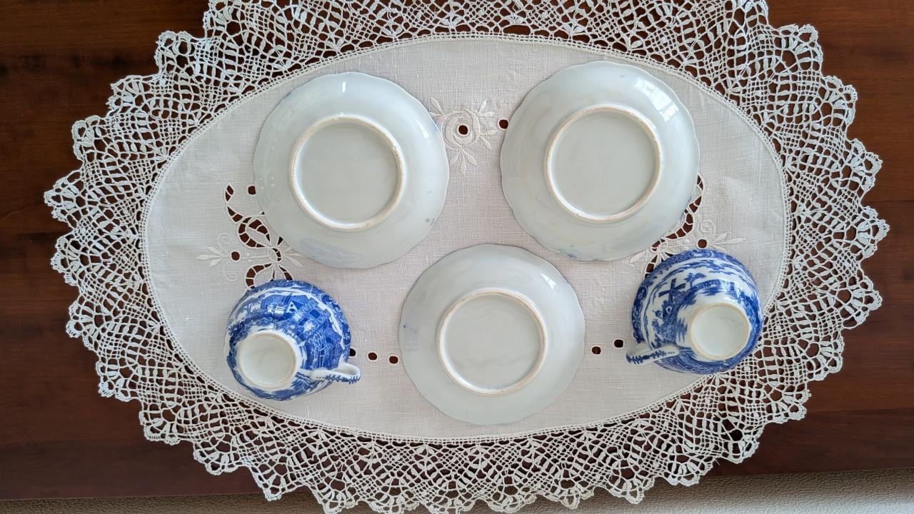 Antieke Delfts Blauwe kop en schotel met Kasteel en Molen