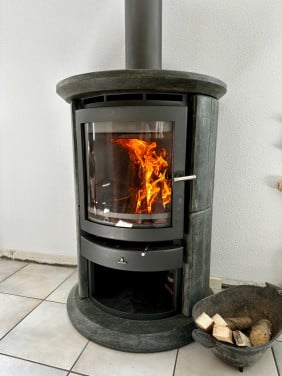 Barbas houtkachel met speksteen