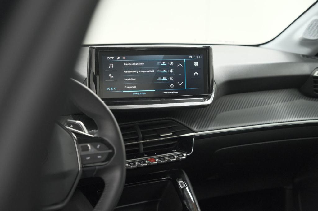 Peugeot 208 1.2 hybrid 110 e-dcs6 style | trekhaak | allseason banden | app