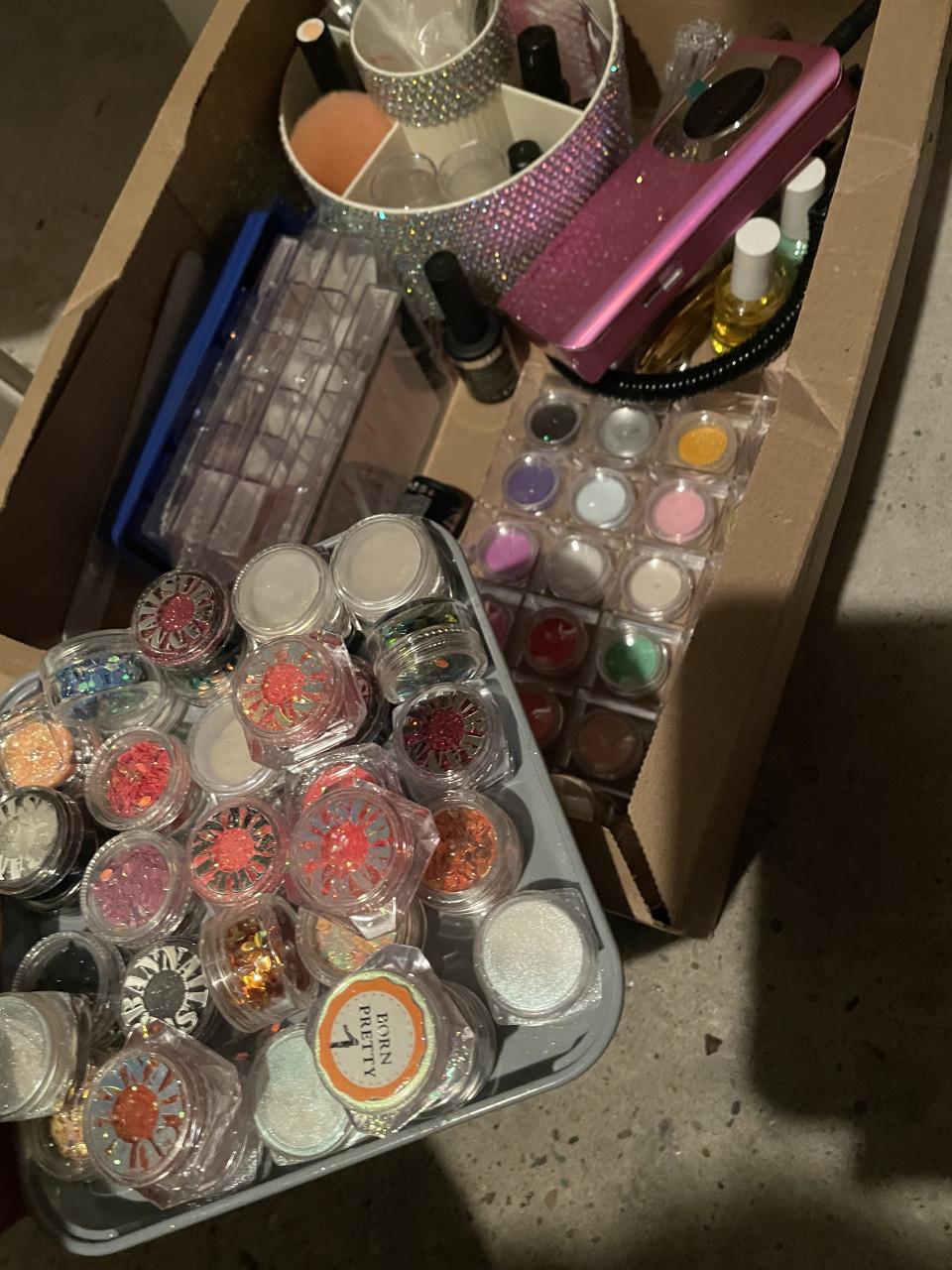 Nagelkoffer + inhoud