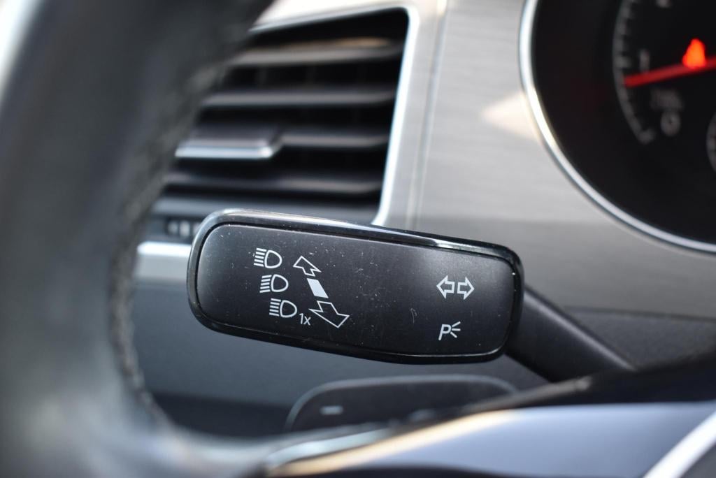 Volkswagen Golf Sportsvan 1.4 tsi business edition connected | climate cont