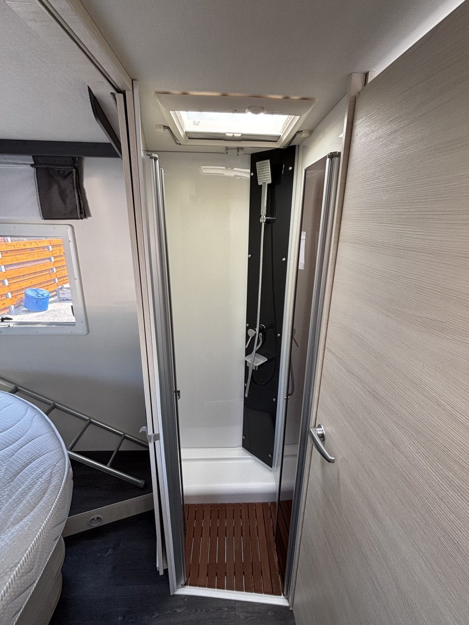Camper Ford Chausson 768 XLB premium nieuw model