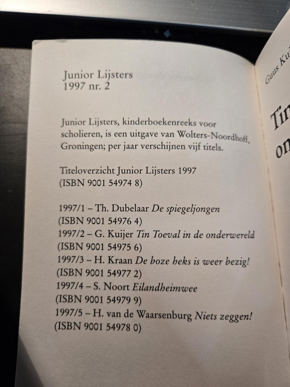 Kinderboek Tin Toeval in de onderwereld, 1997 nr.2