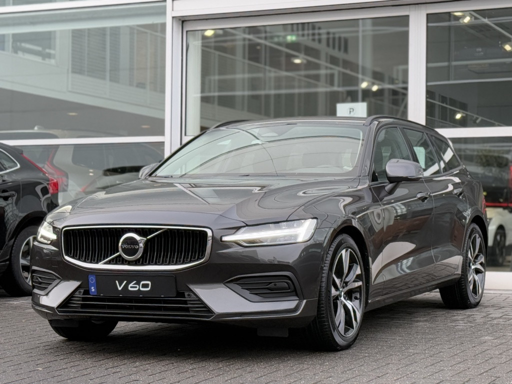 Volvo V60 b3 essential edition