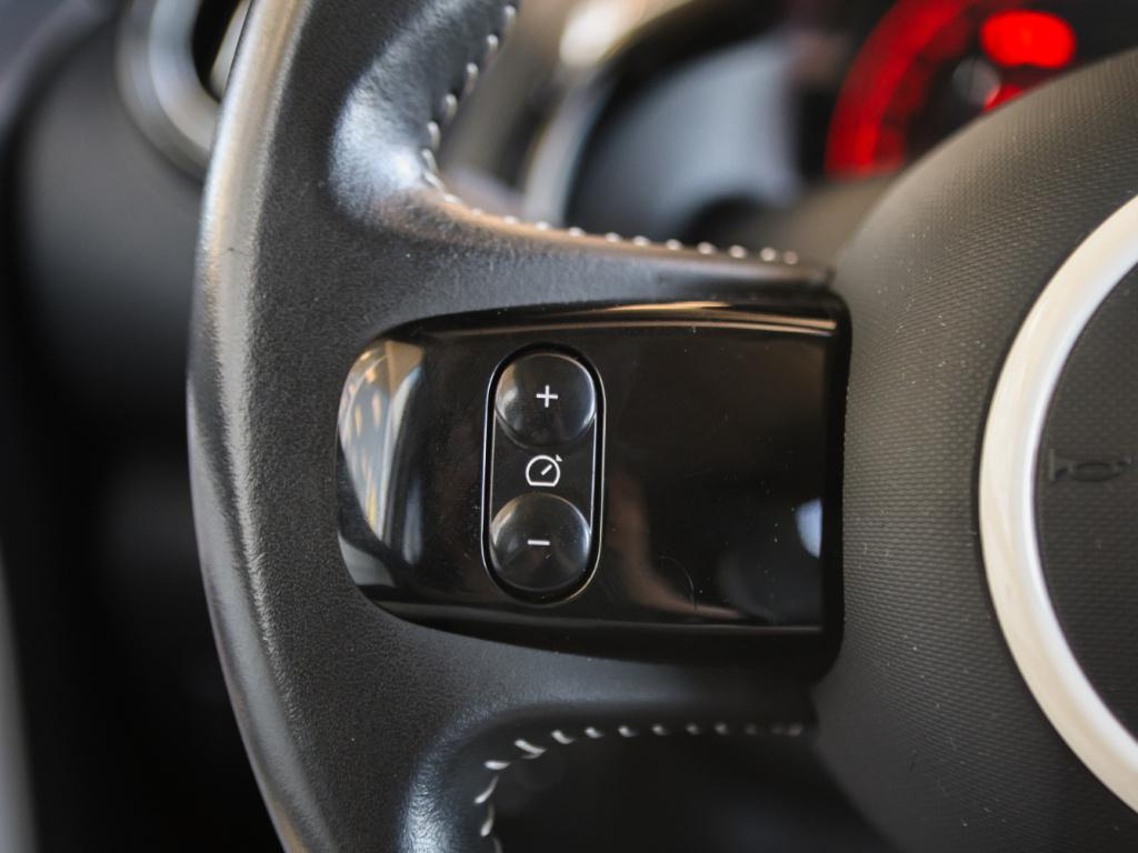 Renault Twingo 1.0 sce 70pk limited | park. sensoren | airco | bluetooth | 