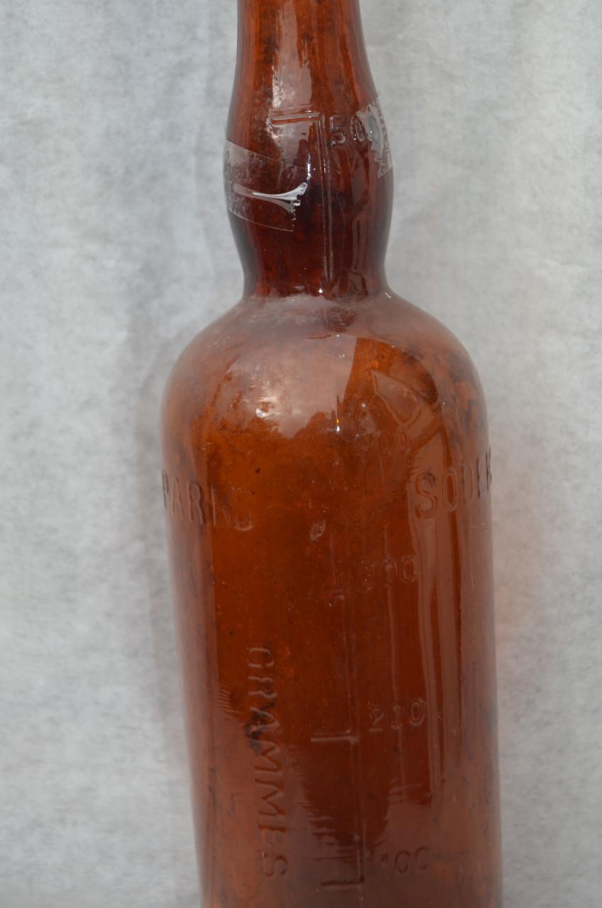 Nog een paar oude soda-, bier- en wijnflessen 19e eeuws