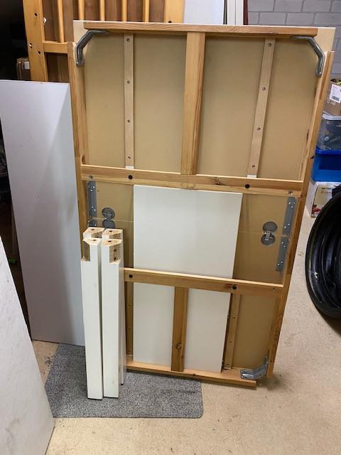 Witte ikea uitschuif eettafel